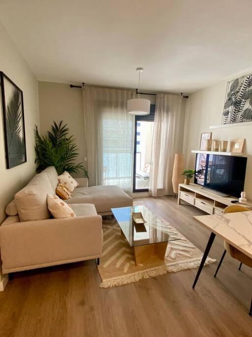 Nuevo Moderno Apartamento De Lujo إشبيلية المظهر الخارجي الصورة