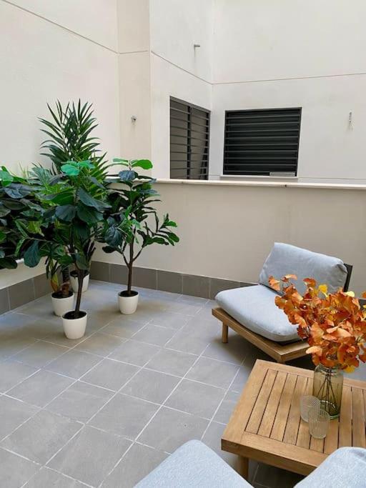Nuevo Moderno Apartamento De Lujo إشبيلية المظهر الخارجي الصورة